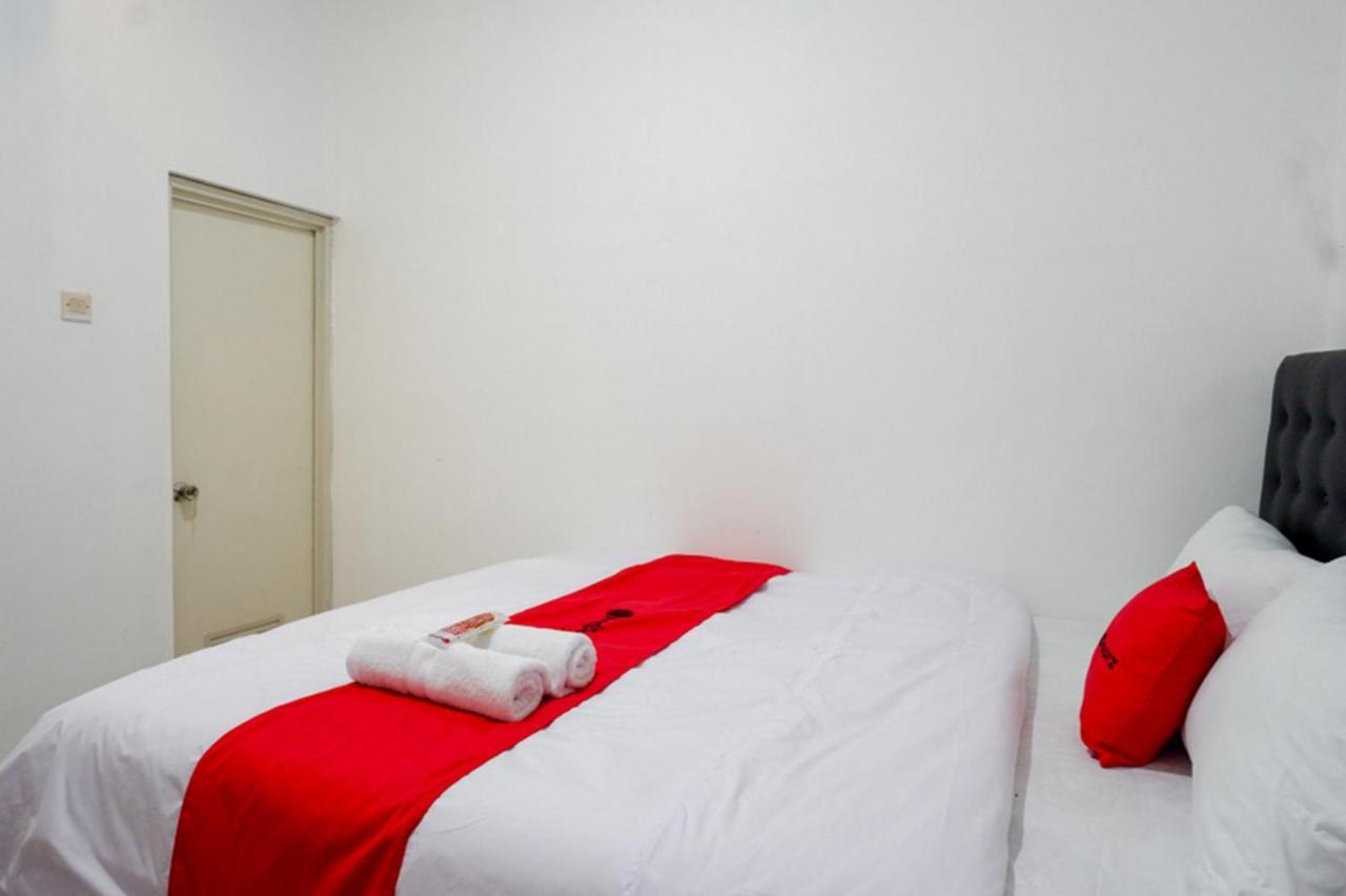 Reddoorz @ Demangan Sari Residence Pakualaman Ngoại thất bức ảnh