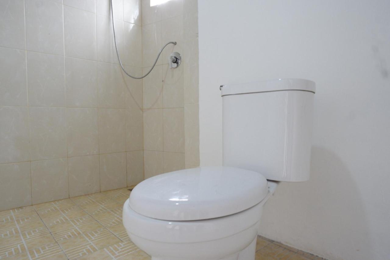 Reddoorz @ Demangan Sari Residence Pakualaman Ngoại thất bức ảnh